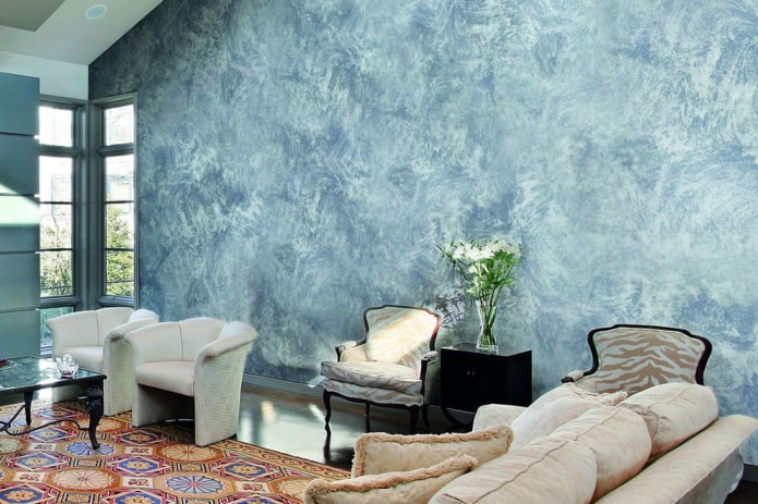 Venetian classic plaster in the interior 