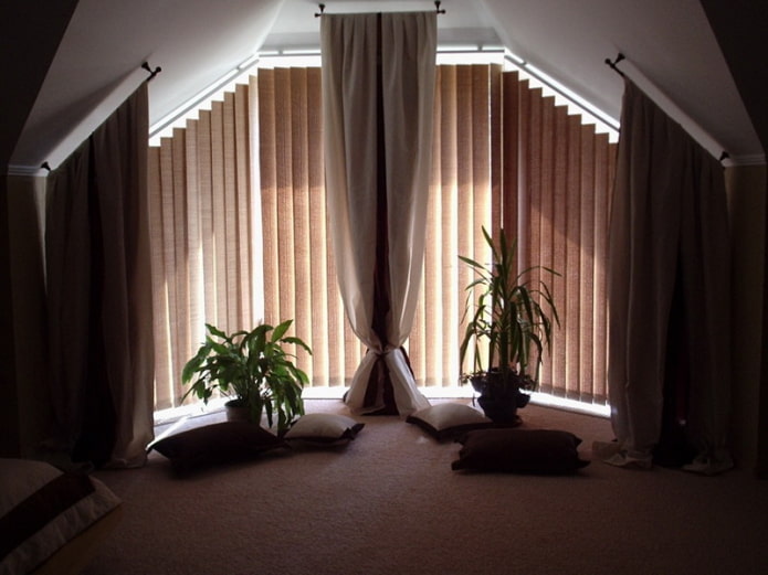 blinds on inclined windows