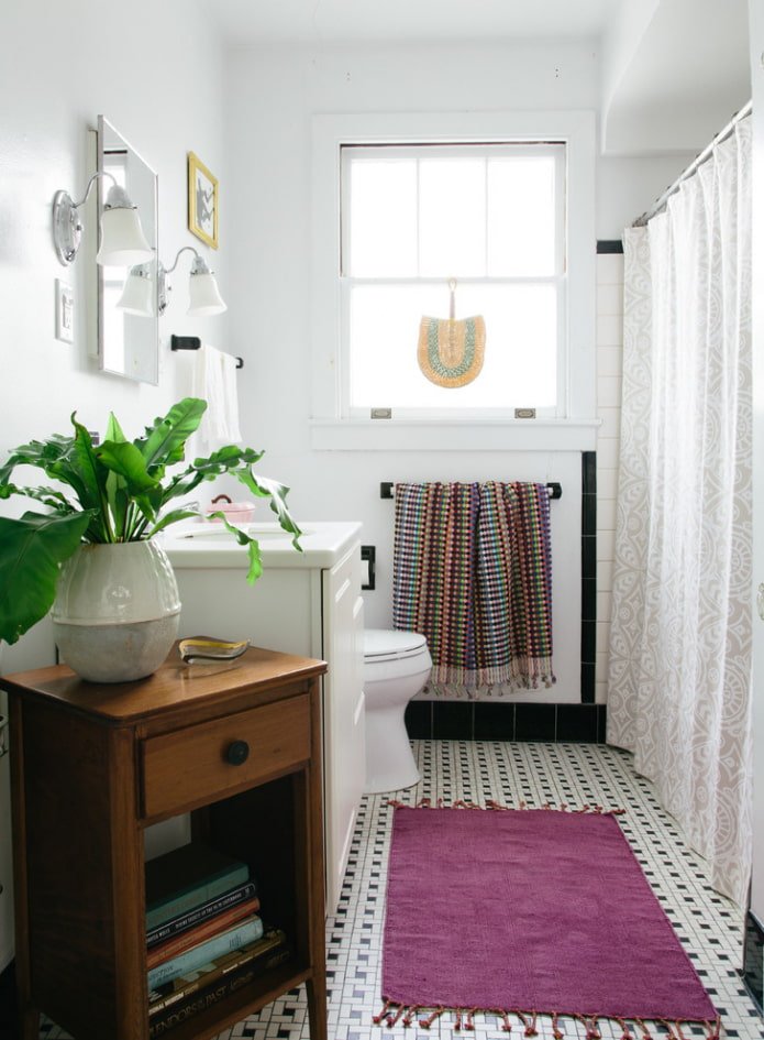 Bathroom rug