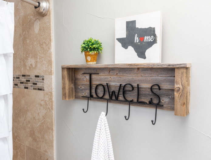 Shelf and hooks for the bathroom
