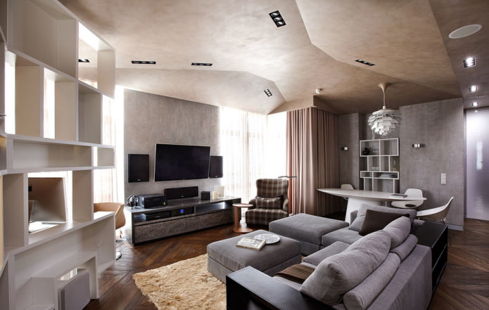 decorative plaster on the ceiling in the living room
