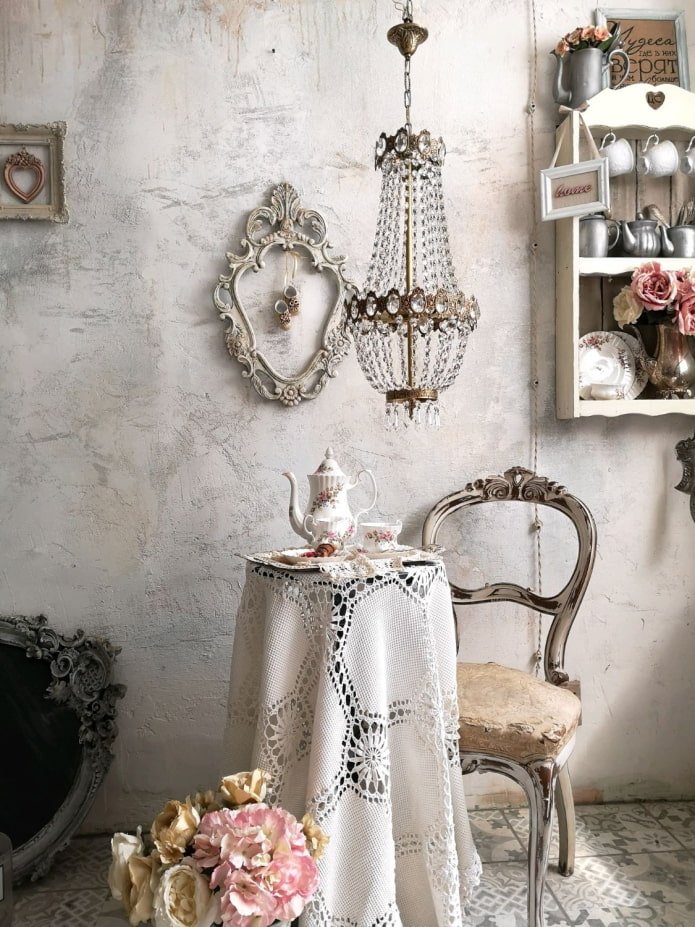 vintage style wall decoration