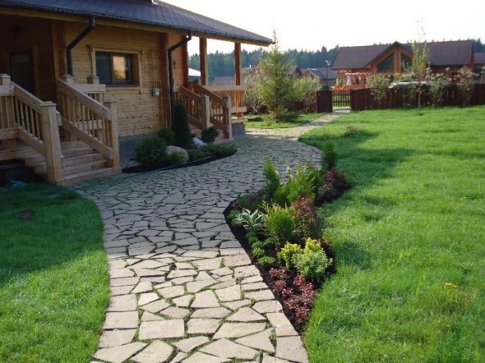 Path to the house