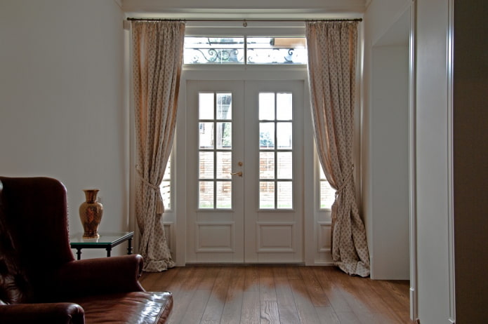entrance door with a transom in the interior
