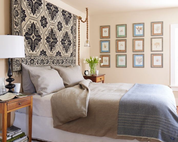 Carpet instead of a headboard
