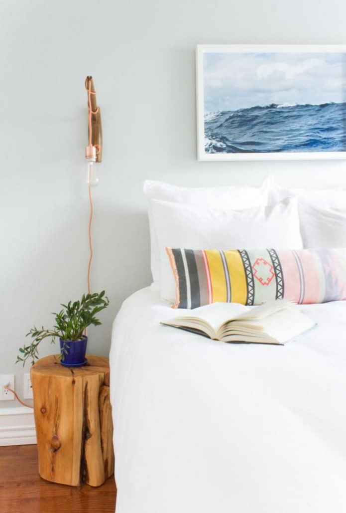 bedside table stump