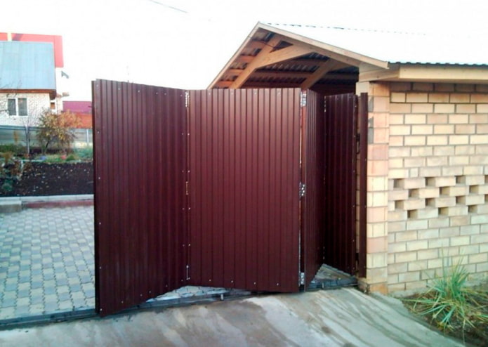 accordion gates for the house