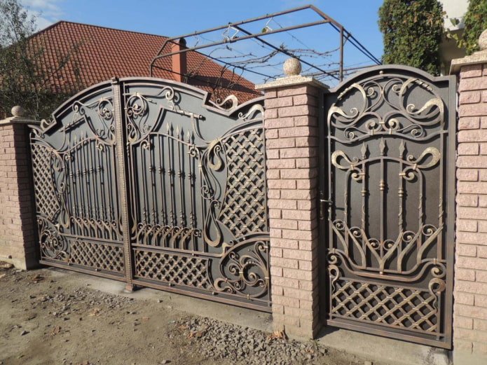 blind forged gates