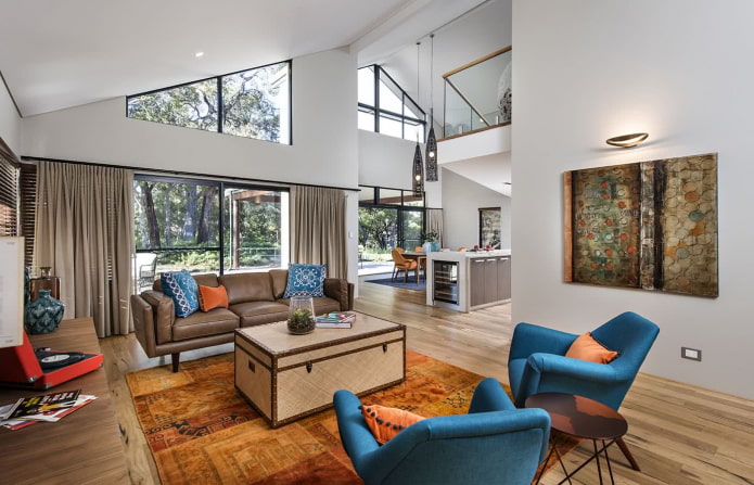 high ceilings in the house