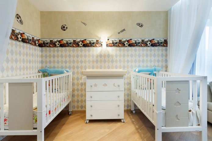 wallpaper border when dividing wallpaper