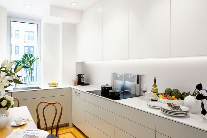 lower hood in the kitchen