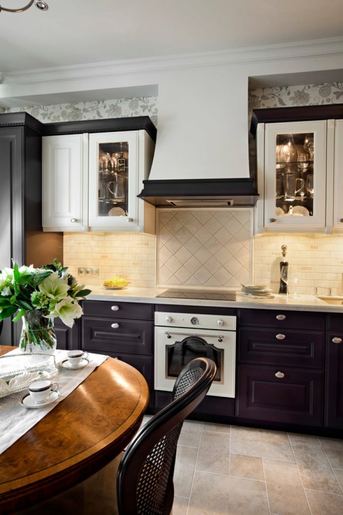 hood for a classic kitchen