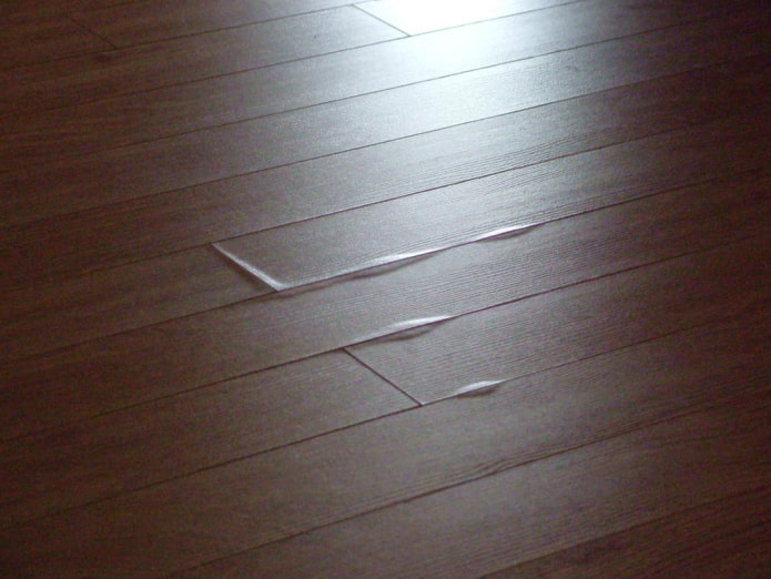 small swelling of the laminate