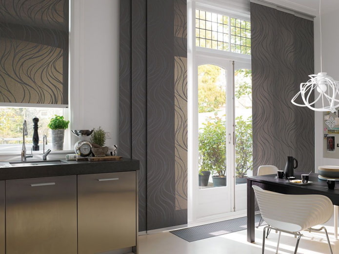 Japanese panels in the living room interior