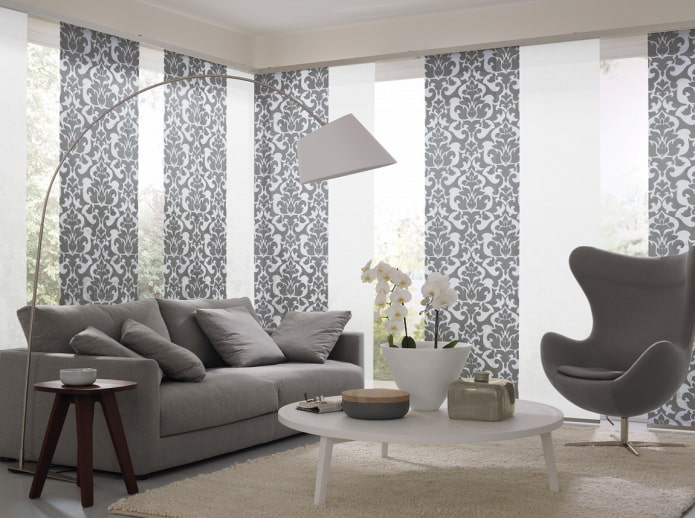 Japanese panels in the interior in a modern style