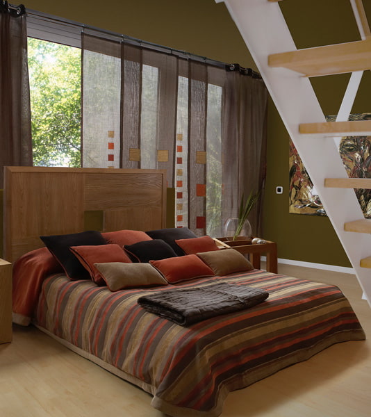 combination of Japanese panels with curtains