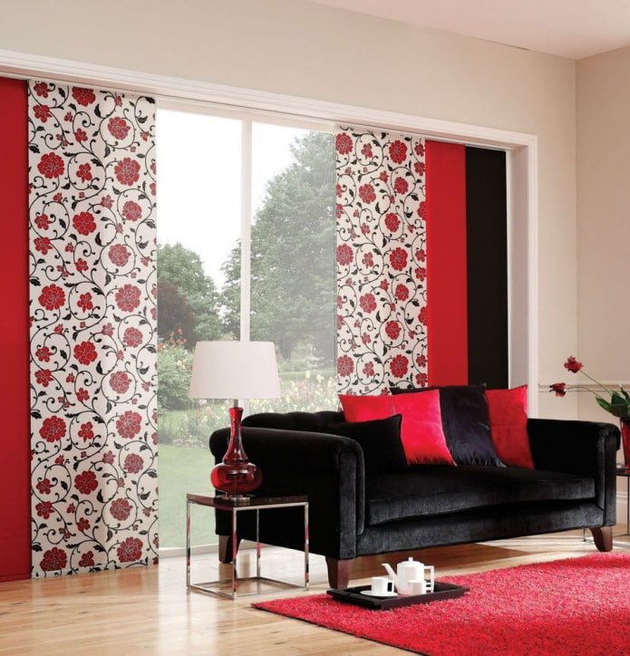 Japanese canvases with a floral print