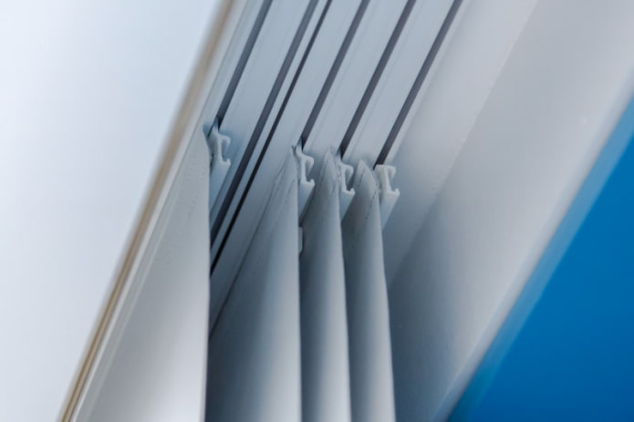 rail curtain rod for Japanese canvases