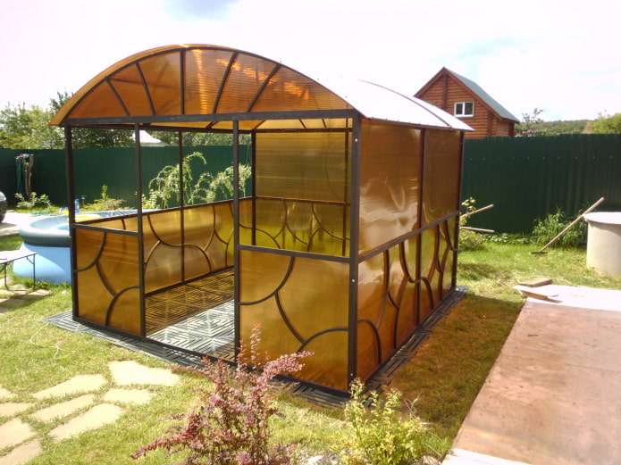 Polycarbonate-lined gazebo