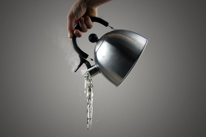 cleaning a blockage with boiling water