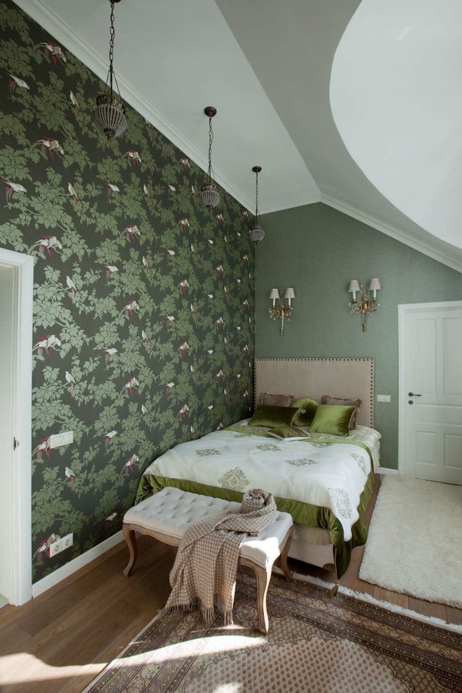 lighting in the interior of the bedroom in green tones