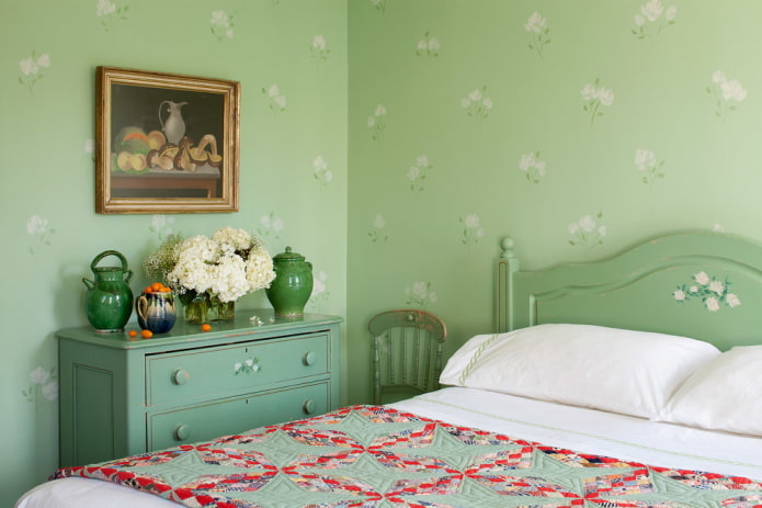 green bedroom in Provence style