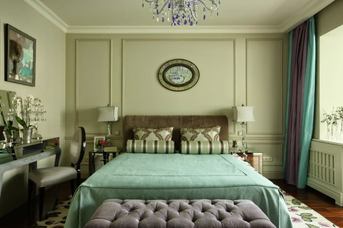 green bedroom in classic style