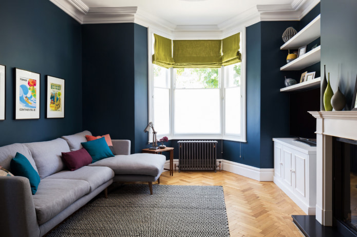 Roman blinds on a trapezoidal bay window