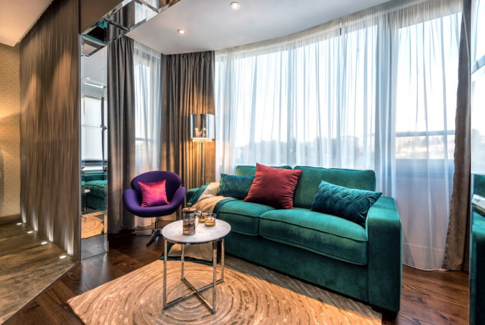 emerald sofa in the interior