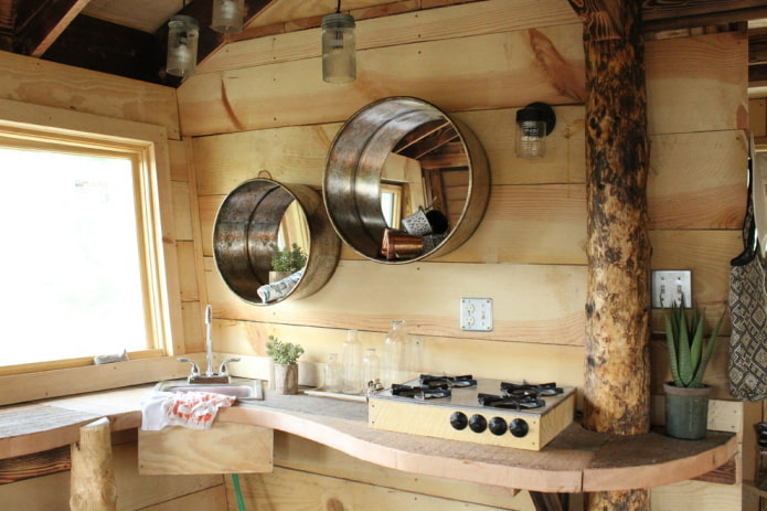 mirror decor in the kitchen interior