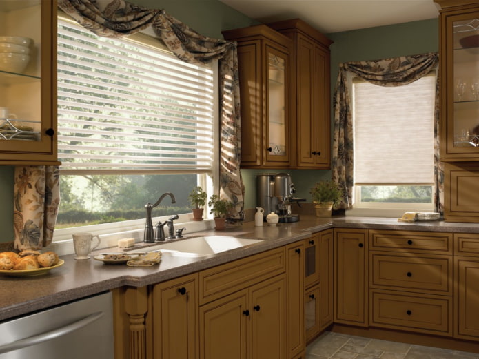 Curtains plus blinds