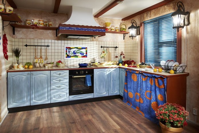 Blinds in a country kitchen