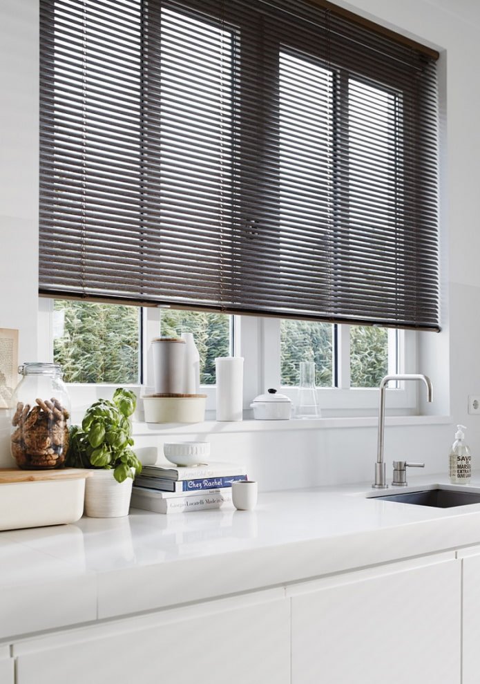 Dark slats