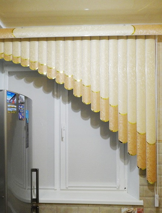 Blinds with golden elements