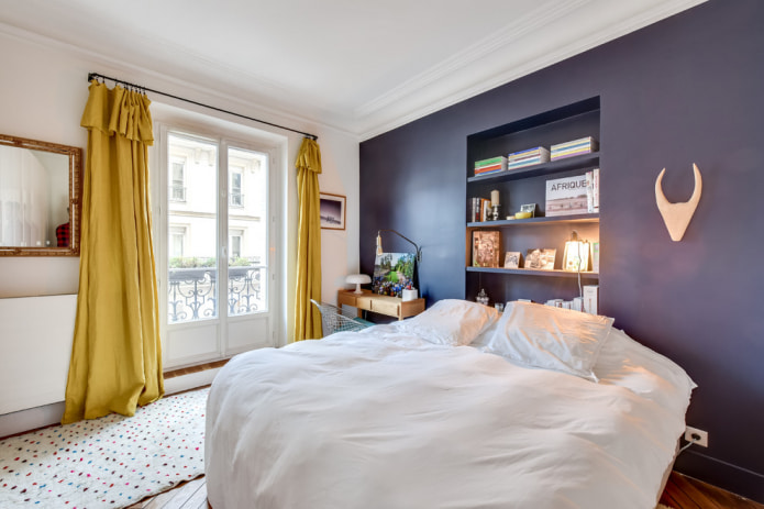 yellow curtains in the bedroom