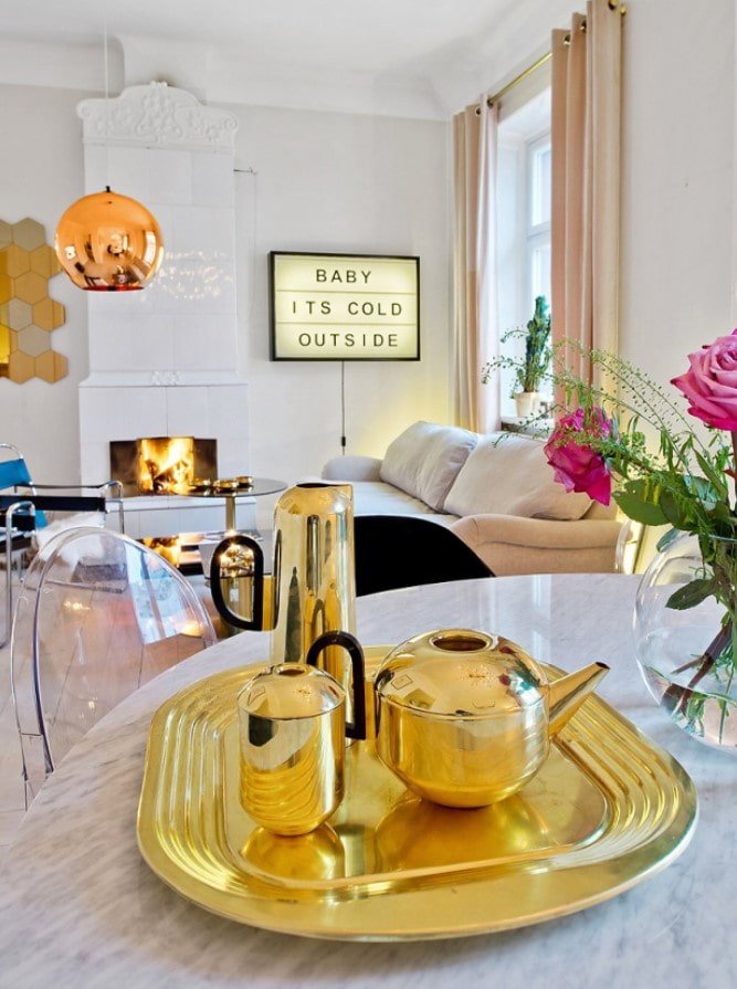 gold tableware